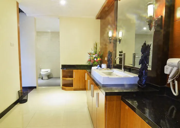 بيت ضيافة Kori Maharani - One Bedroom Pool 4